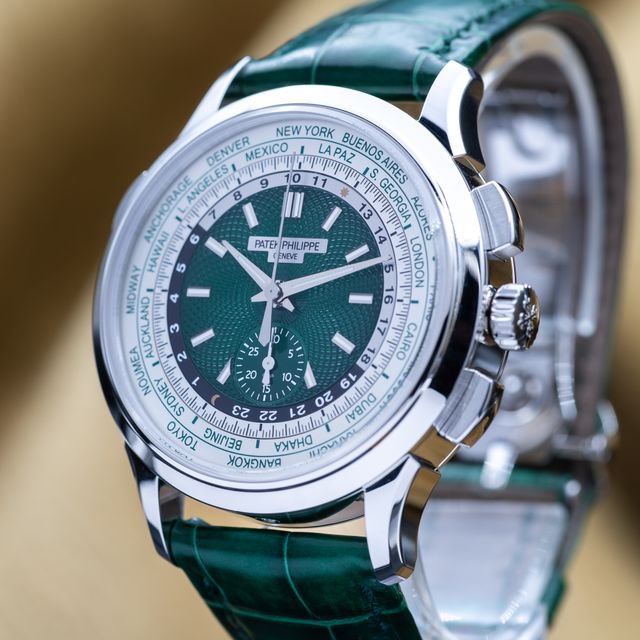 Patek Philippe Complications 5930P-001 Image 2
